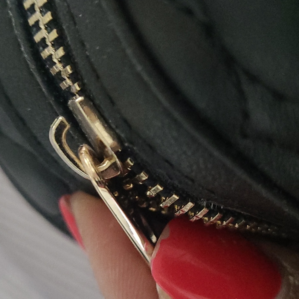 Juicy Couture Black Quilted Women's Bag - Picture 8 of 12